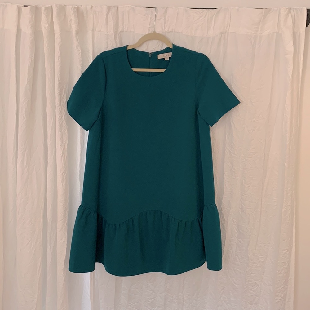LOFT turquoise mini dress with ruffle detail on the bottom. Size MP
